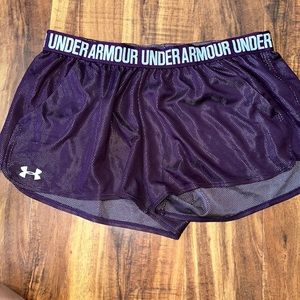 Under Armour Athletic Shorts size XL